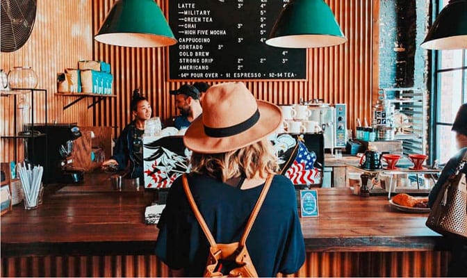 How to Provide Great Customer Service (That Keeps People Coming Back)